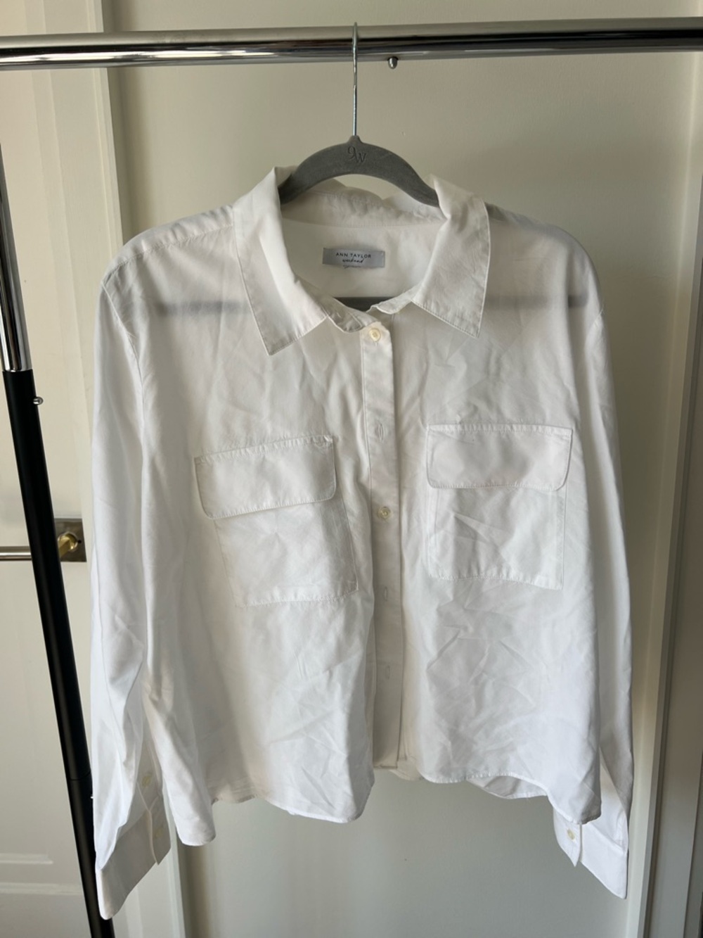 Ann Taylor Weekend White Button-Down Shirt